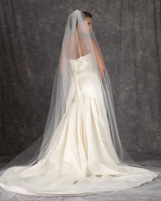 4401 - Cheron's Bridal, Veil