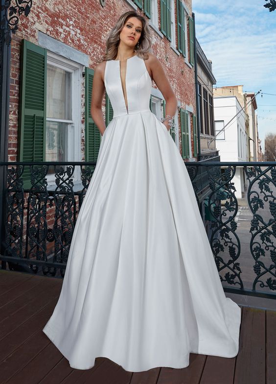 Last Dress In Store; Size: 12 Color: Ivory | Ashley & Justin - 10742
