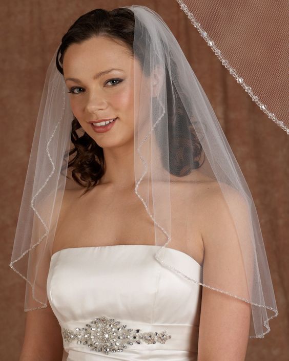 4251 - Cheron's Bridal, Veil