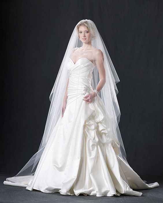 4451 - Cheron's Bridal, Veil
