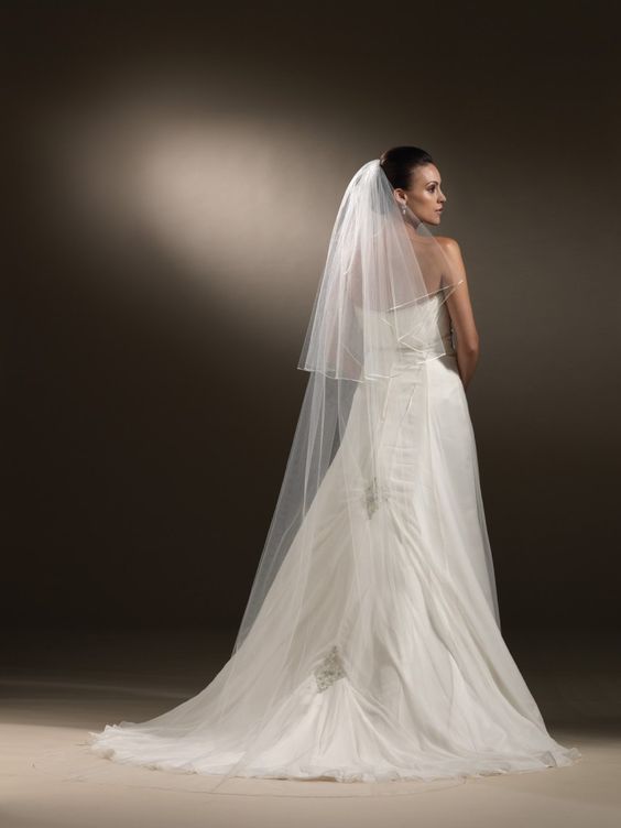 9445 - Cheron's Bridal, Veil