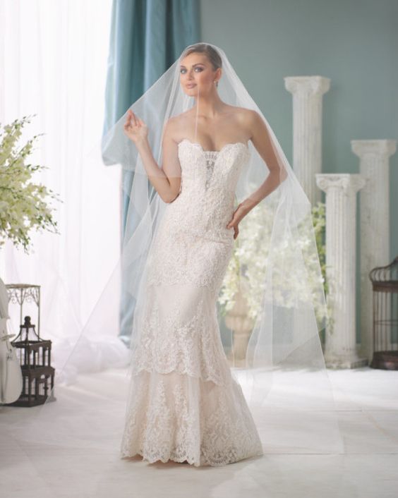 9835 - Cheron's Bridal, Veil