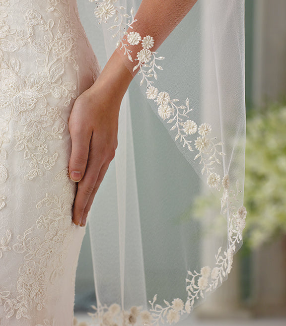 9870 - Cheron's Bridal, Veil