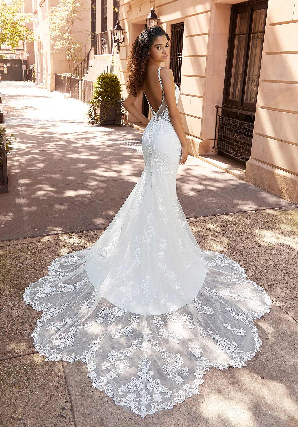 Cold-shoulder Sexy fit-and-flare gown